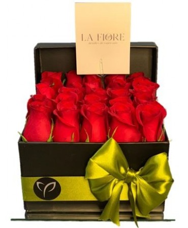 Caja con 25 rosas rojas